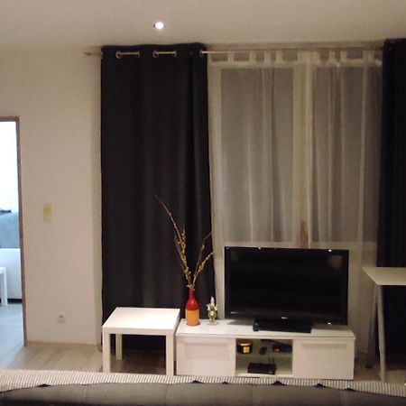 City Center Apartment 45M, 1 Bedroom And 1 Living Room With Kitchen Plus Bathroom, A Perfect Family Friendly Place Or For Home Office And A Longer Stay, A Proper Office Desk With Business Chair Provided, 100M From Market Square And Vistula River Grudziądz Exterior foto